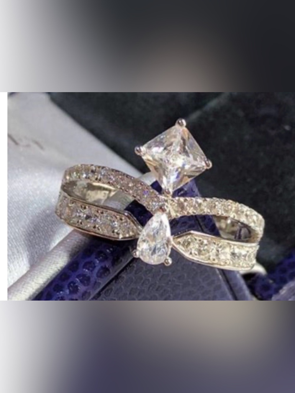 Elegant Women’s Silver ring